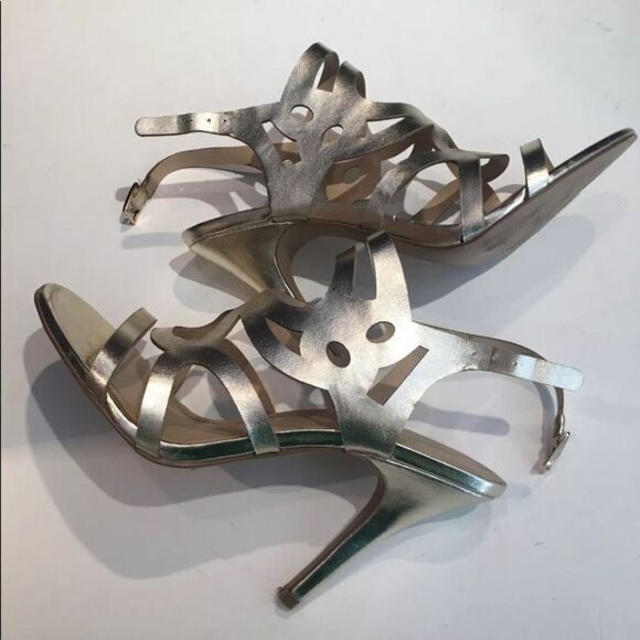 BCBG Paris Gold “Faythe” Heels size 7.5 - Picture 8 of 13